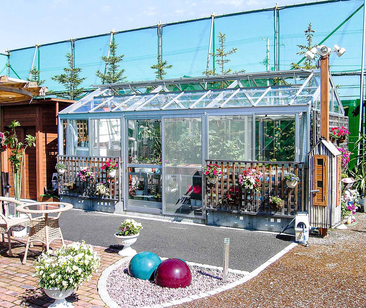 ガラス製の温室